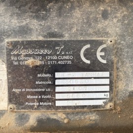 6-escavatore yanmar